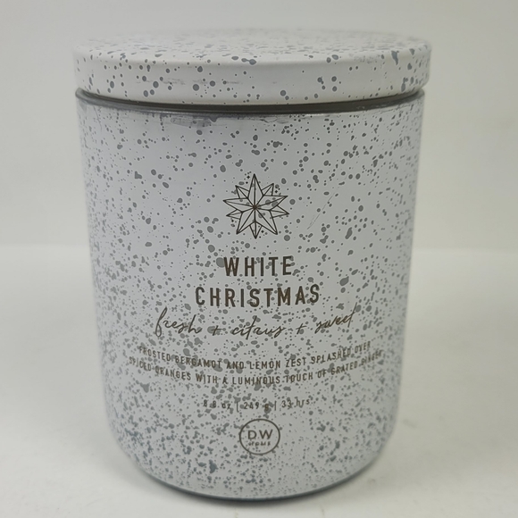 DW Home Other - DW Home White Christmas Bath Soak - White and Gray